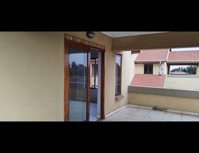 3 BEDROOM PENTHOUSE TO LET IN REYNO RIDGE